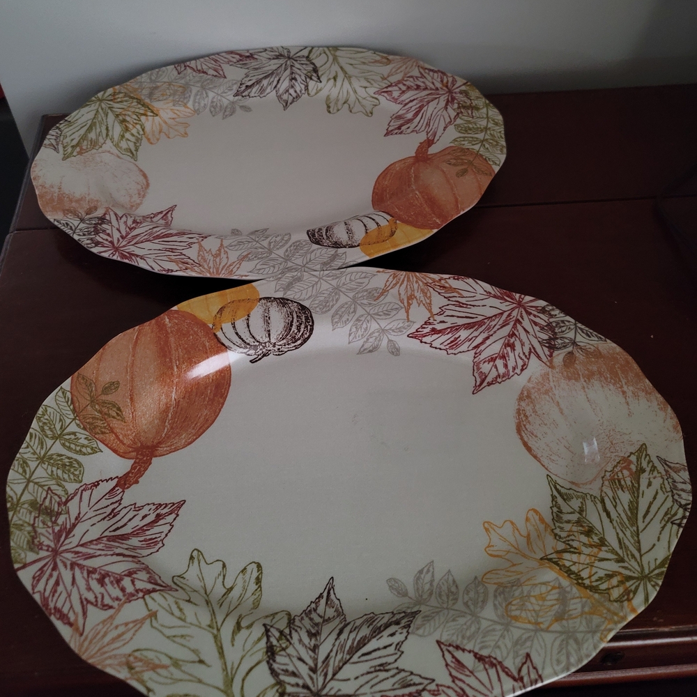 Autumn Leaf Pattern Dinner Plates